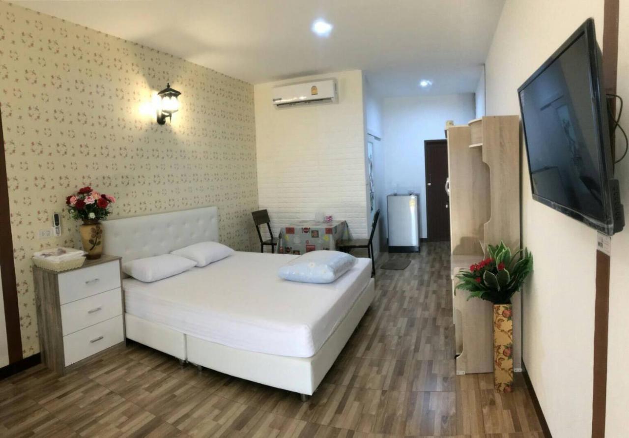 ตามฤทัย เฮาส์ Apartman Csiangmaj Kültér fotó
